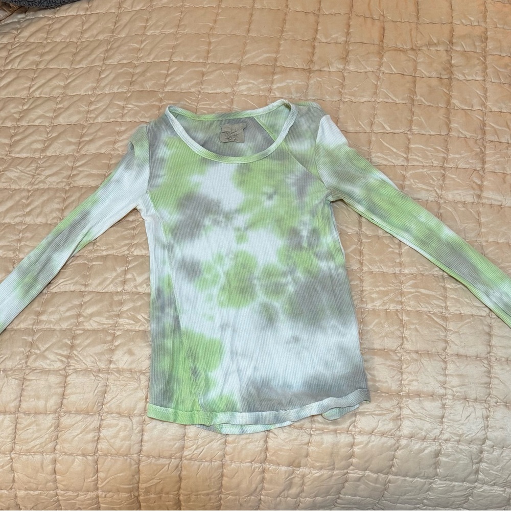 Chaser tie dye knit top xs.